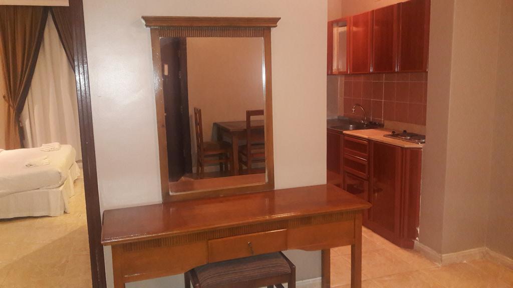Aparthotel Al Saher For 4*