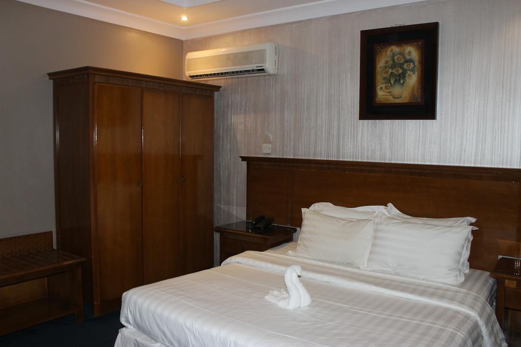 Aparthotel Al Saher For